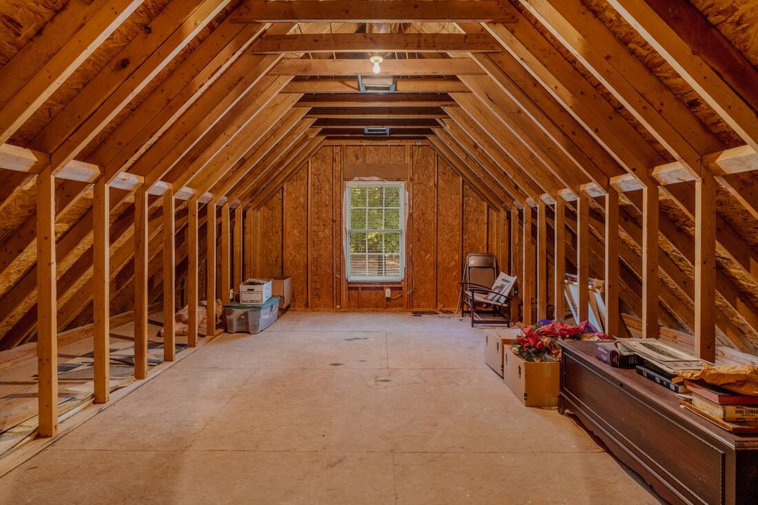 Walk-in attic, finishable as a bonus room
